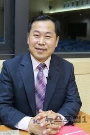 김용진 교수