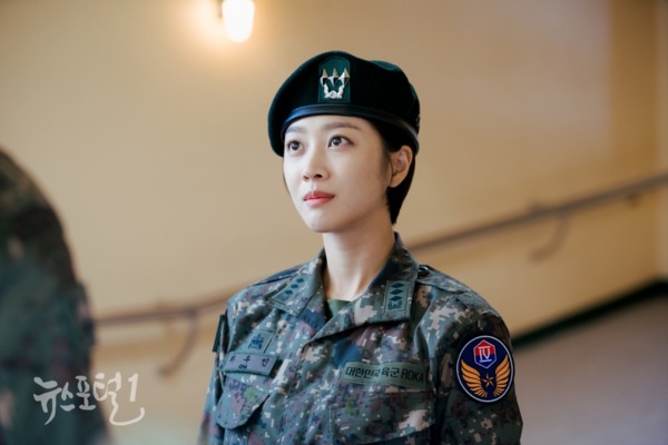 ▲ tvN 새 월화드라마 ‘군검사 도베르만’ 조보아, 첫 스틸을 공개 / 사진제공=tvN