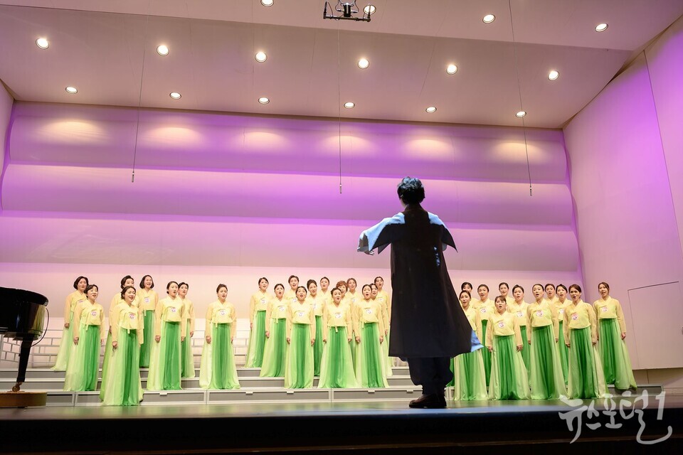 지난해 11월 양천구립합창단 정기연주회에서 공연중인 모습