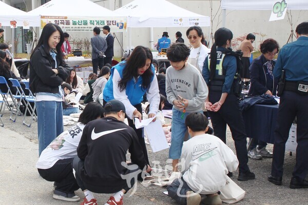 「제1회 윤상원 백일장대회」에 어린이와 엄마 그리고…