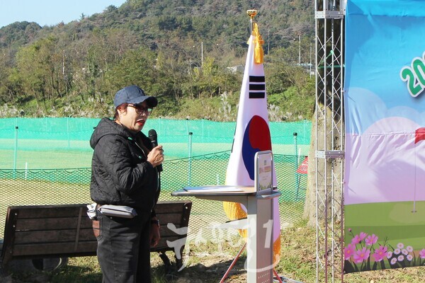 「제1회 임곡 No.1 파크골프대회」 개최의 최고 수훈갑 김현님 추진위원장의 환영사.