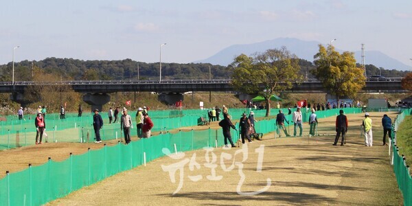 「제1회 임곡 No.1 파크골프대회」 경기 모습. 